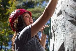 Klippeklatring hos Bornholms Outdoorcenter